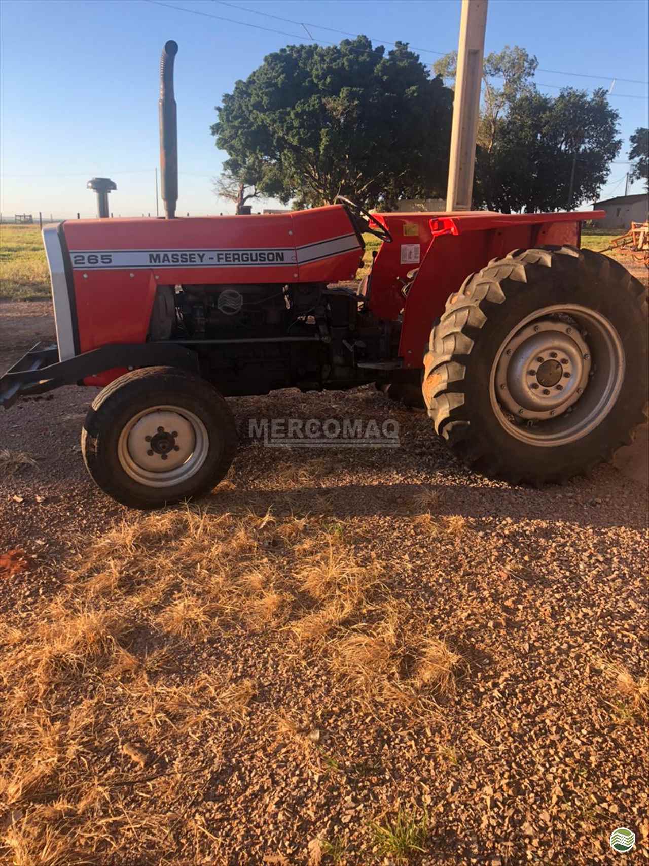 TRATOR MASSEY FERGUSON MF 265 Tração 4x2 Mercomaq - JAN PRIMAVERA DO LESTE MATO GROSSO MT